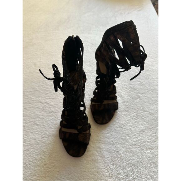 Via Spiga women’s Metallic Brown Shiny Copper Lace Up Stiletto - 7.5 / 38 - Picture 5 of 9